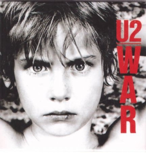 U2 - Fridge Magnet: War in the group MERCHANDISE / Magnet / Pop-Rock at Bengans Skivbutik AB (1129652)