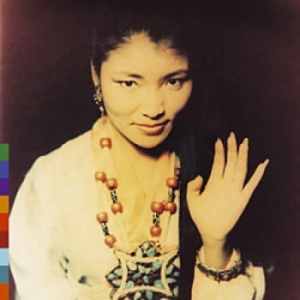 Lhamo Yungchen - Tibet, Tibet in the group CD / Elektroniskt at Bengans Skivbutik AB (1921694)