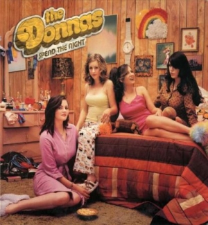 Donnas - Spend The Night: Expanded Edition in the group CD / Pop-Rock at Bengans Skivbutik AB (2070826)