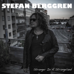 Berggren Stefan - Stranger In A Strangeland in the group CD / Pop-Rock,Svensk Musik at Bengans Skivbutik AB (2072464)