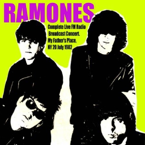 Ramones - My Father's Place Ny 1982 in the group Minishops / Ramones at Bengans Skivbutik AB (2084285)