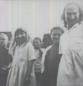 Aphex Twin - Come To Daddy in the group Minishops / Aphex Twin at Bengans Skivbutik AB (2982241)