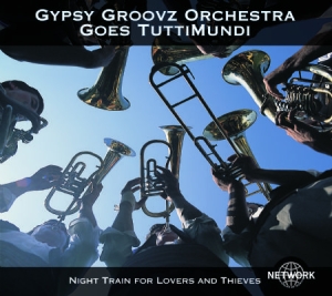 Gypsy Groovz Orchestra - Goes Tuttimundi in the group CD / Worldmusic/ Folkmusik at Bengans Skivbutik AB (3042038)