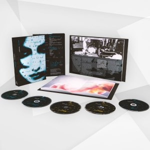 Marillion - Brave (Ltd. 4Cd/1Bluray Box) in the group MUSIK / Musik Blu-Ray / Pop-Rock at Bengans Skivbutik AB (3065711)