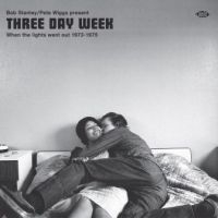 Various Artists - Three Day Week:When The Light Went in the group OUR PICKS / Weekly Releases / Week 13 / CD Week 13 / POP /  ROCK at Bengans Skivbutik AB (3519963)