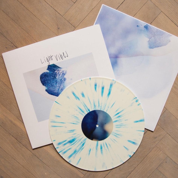 Light Vibes - Past/Present (splatter vinyl) in the group VINYL / Rock at Bengans Skivbutik AB (3728538)