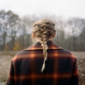 Taylor Swift - Evermore in the group CD / Pop-Rock at Bengans Skivbutik AB (4057342)