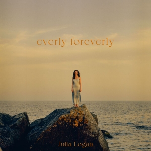 Julia Logan - Everly Foreverly in the group Minishops / Julia Logan at Bengans Skivbutik AB (4072370)