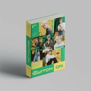 Astro - 8th Mini [SWITCH ON] OFF Ver. in the group Minishops / K-Pop Minishops / Astro at Bengans Skivbutik AB (4136395)