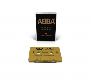 Abba - Gold (Colour Cassette) i gruppen Pop hos Bengans Skivbutik AB (4182224)