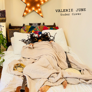 Valerie June - Under Cover in the group OUR PICKS / Best albums of 2022 / Best of 22 Morgan at Bengans Skivbutik AB (4184408)