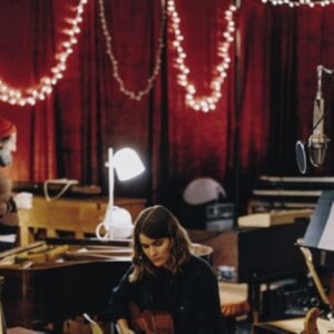 Youngs Jenny Owen - Avalanche in the group CD / World Music at Bengans Skivbutik AB (4290574)