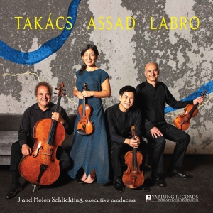Takacs Quartet - Takacs Assad Labro in the group OUR PICKS / Frontpage - CD New & Forthcoming at Bengans Skivbutik AB (5519149)