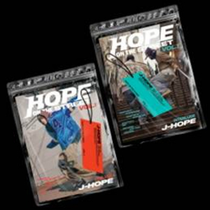 J-hope - Hope on the streets 1 (Set Ver) in the group OUR PICKS / Friday Releases / Friday the 5th of April 2024 at Bengans Skivbutik AB (5520267)