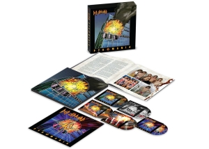 Def Leppard - Pyromania (4CD+Bluray Boxset) i gruppen MUSIK / Blu-Ray+CD / Nyheter / Hårdrock,Pop-Rock hos Bengans Skivbutik AB (5521585)