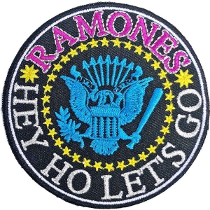 Ramones - Hey Ho Let's Go V2 Woven Patch in the group MERCHANDISE / Patch / Punk at Bengans Skivbutik AB (5538330)