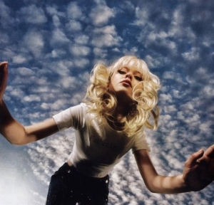 Maisie Peters - The Good Witch in the group OTHER / -Start HK at Bengans Skivbutik AB (5567656)