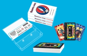 Grateful Dead - Grateful Dead Cassette Playing Cards in the group MERCHANDISE / Board Games / Pop-Rock at Bengans Skivbutik AB (5569325)