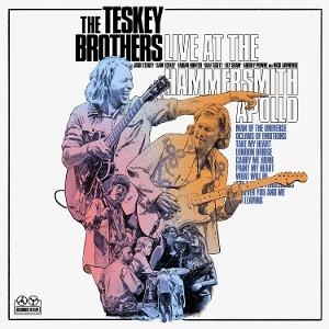 The Teskey Brothers - Live At The Hammersmith Apollo in the group OUR PICKS / Friday Releases / 2025-07-11 at Bengans Skivbutik AB (5627521)
