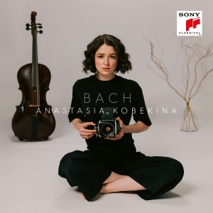 Kobekina Anastasia - Bach: Cello Suites in the group OUR PICKS / Friday Releases / 2025-09-26 at Bengans Skivbutik AB (5634389)
