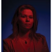 Katie Spencer - What Love Is in the group OUR PICKS / Friday Releases / 2025-10-03 at Bengans Skivbutik AB (5638898)