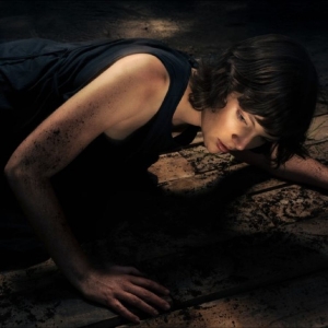 Hansen-Knarhoi Sophia - Undertow in the group OUR PICKS / Friday Releases / 2025-11-21 at Bengans Skivbutik AB (5649684)