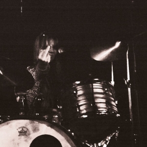 Spela Död - Nattpass in the group VINYL / New releases / Pop-Rock at Bengans Skivbutik AB (5656057)