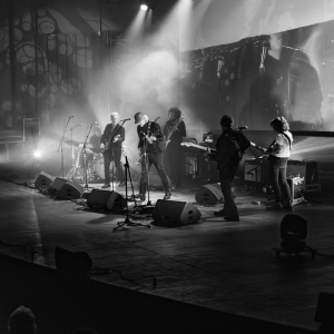 Giant Syndicate - Live At Fire 40 (Indie Exclusive, Silver Vinyl) in the group OUR PICKS / Record Store Day / RSD 2026 at Bengans Skivbutik AB (5657240)