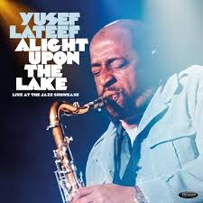 Yusef Lateef - Alight Upon The Lake: Live At Jazz Showcase (180G/3Lp) (Rsd) in the group OUR PICKS / Record Store Day / RSD 2026 at Bengans Skivbutik AB (5657531)
