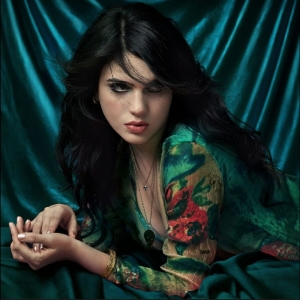 Julia Cumming - Julia in the group VINYL / Upcoming releases / Pop-Rock at Bengans Skivbutik AB (5659126)