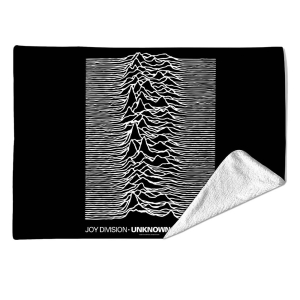 Joy Division - Unknown Pleasures Large Fleece Blanket in the group MERCHANDISE / Merch / Nyheter / Pop-Rock at Bengans Skivbutik AB (5663175)