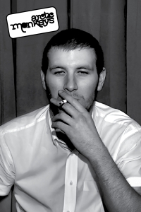 Arctic Monkeys - Whatever People Think I Am (91,5 X 61 Cm) in the group MERCHANDISE / Poster /  /  at Bengans Skivbutik AB (5668444)