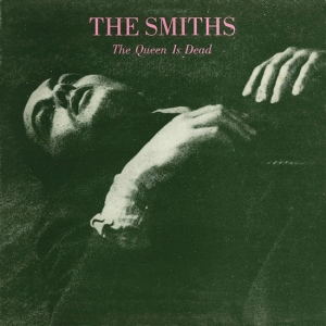 The Smiths - Queen Is Dead (30,5 X 30,5 Cm) in the group MERCHANDISE / Poster / Pop-Rock at Bengans Skivbutik AB (5668470)