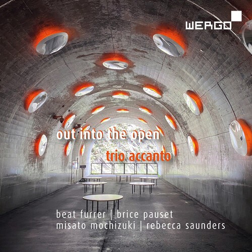 Trio Accanto - Out Into The Open in the group OUR PICKS / Friday Releases / 2026-09-11 at Bengans Skivbutik AB (5677902)