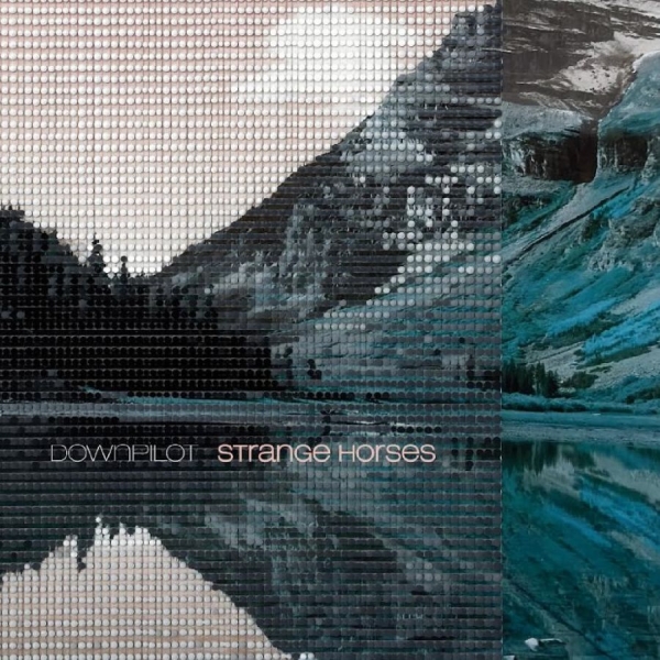 Downpilot - Strange Horses in the group VINYL / Upcoming releases / Pop-Rock at Bengans Skivbutik AB (5678482)