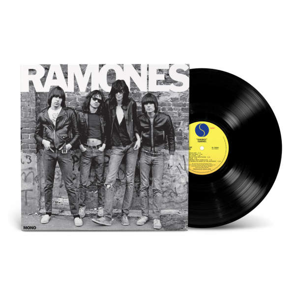 Ramones - Ramones (Ltd Black Vinyl Rocktober - Mono) in the group VINYL / Upcoming releases / Punk at Bengans Skivbutik AB (5685729)