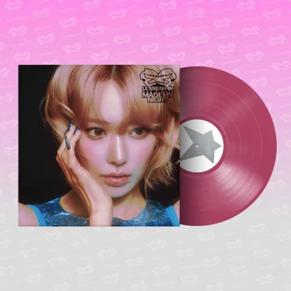 Le Sserafim - Made My Night (Hot Pink Ver.) in the group VINYL / Upcoming releases / K-Pop at Bengans Skivbutik AB (5690653)