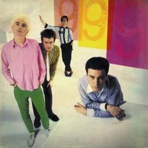 999 - 999 in the group CD / Pop-Rock at Bengans Skivbutik AB (625696)