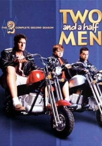 Two and a Half Men - Säsong 2 in the group OTHER / Movies DVD at Bengans Skivbutik AB (825456)