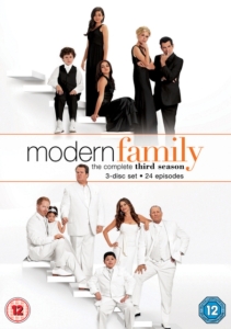 Movie - Modern Family Season 3