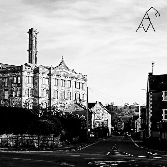 Aaa Gripper - We Invented Work For The Common Goo